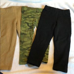 Girls 4T leggings...  three for 10$